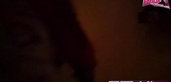 Sex auf öffentlicher Toilette mit Gesichtsbesamung bei deutscher skinny milf